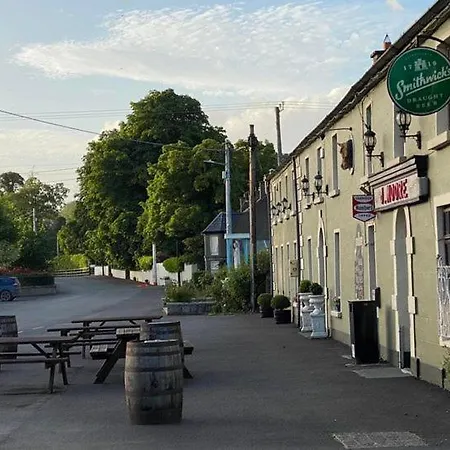 Romantic Hot Tub Retreat With Bar & Tapas Restaurant On-site * Grangecon